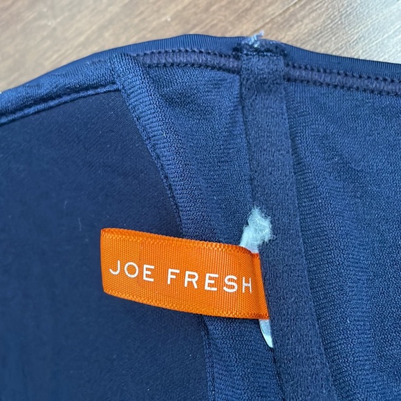 Hawaiian Flower Strapless Bikini Top - Picture 3 of 5